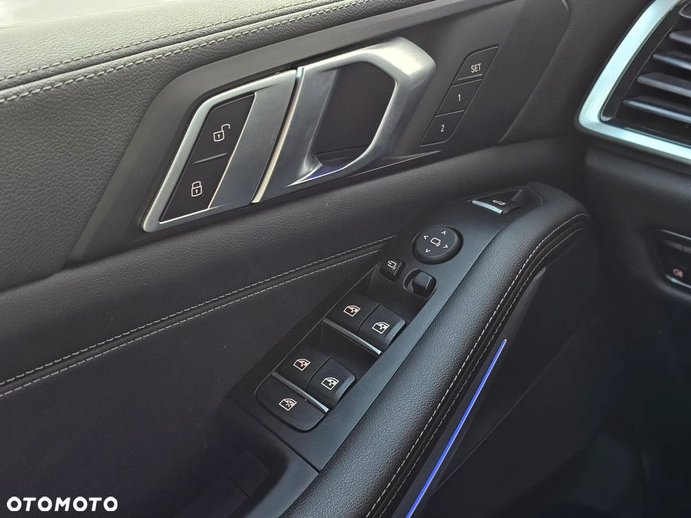 BMW X5 xDrive30d - 13