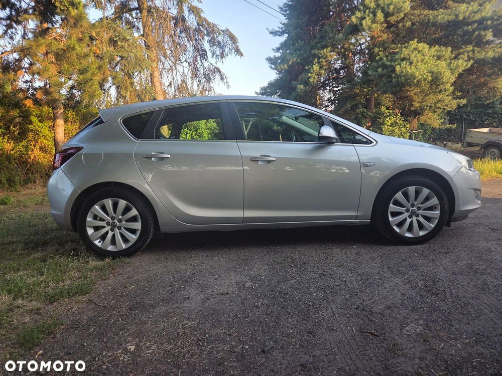 Opel Astra 1.4 Turbo Style - 8
