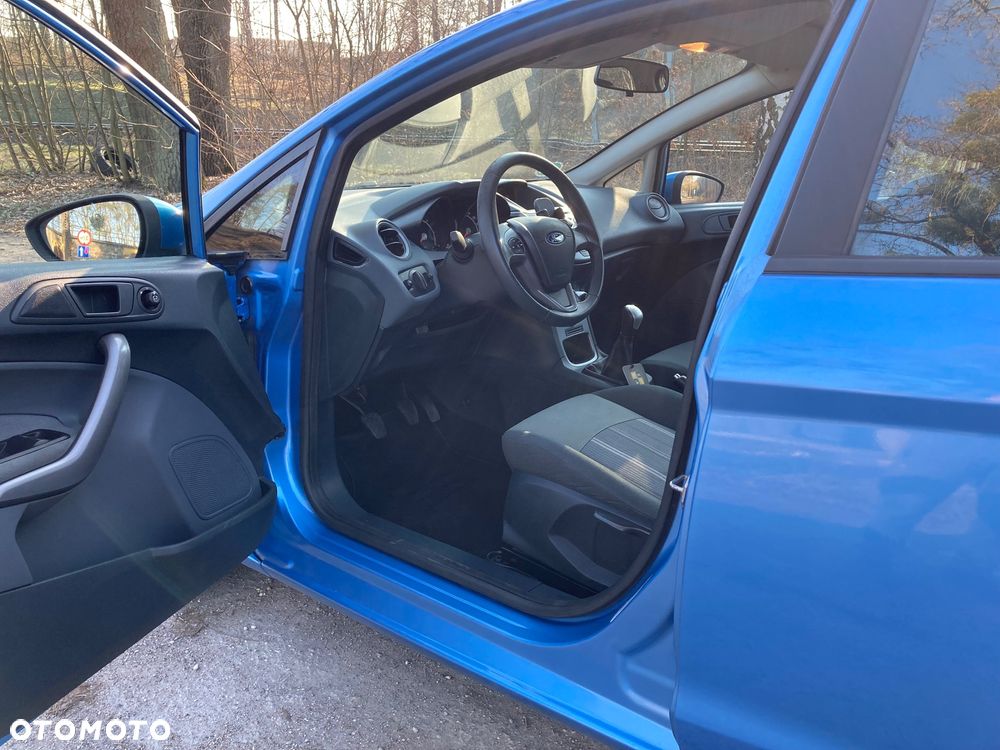 Ford Fiesta 1.4 TDCi Ambiente - 6