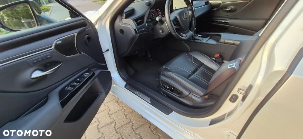 Lexus ES ver-300h-prestige - 37
