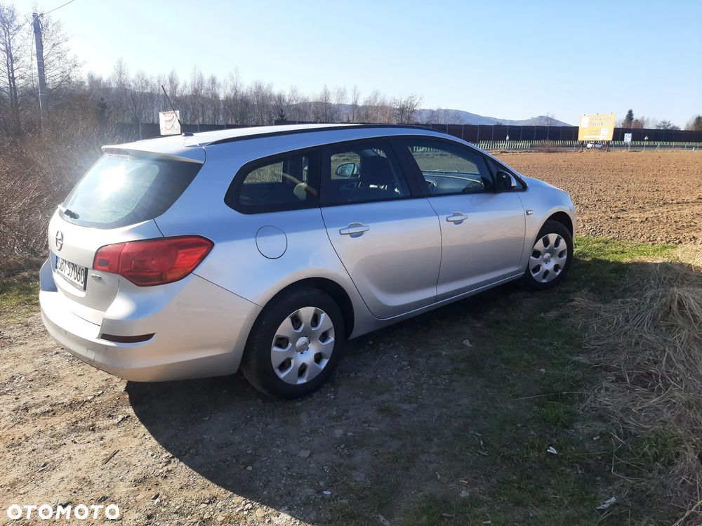 Opel Astra 1.7 CDTI - 4