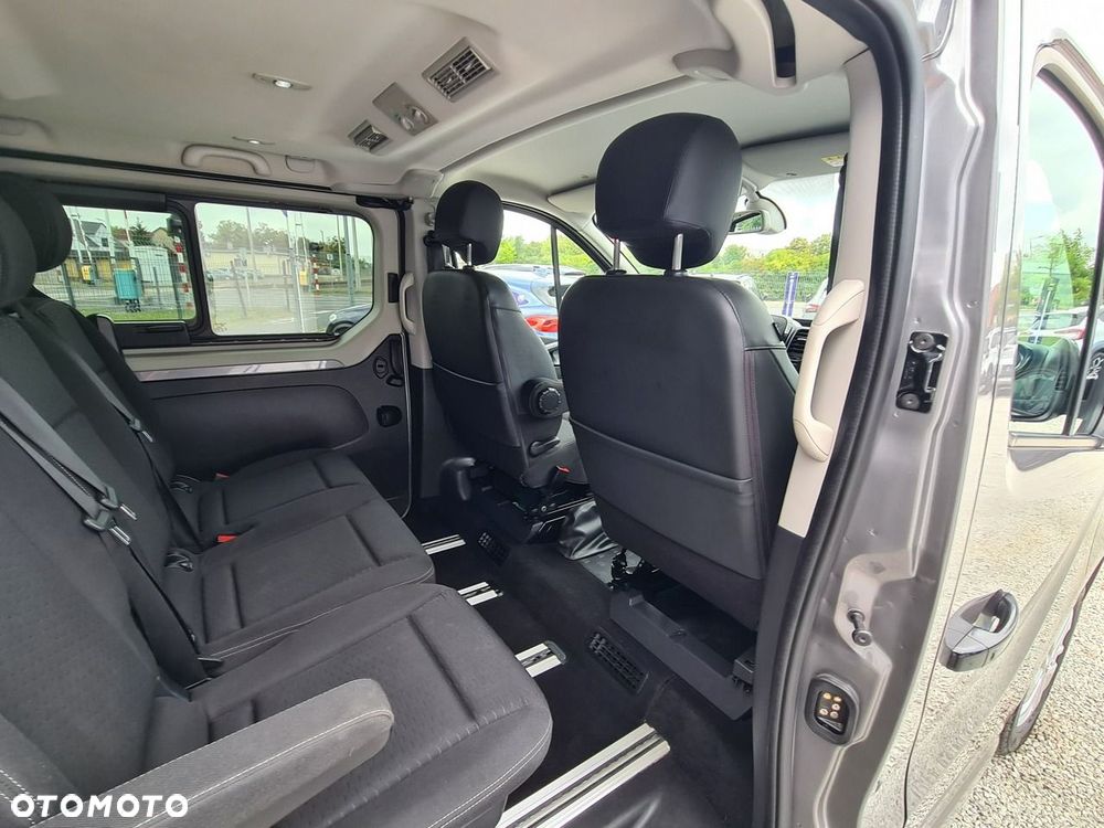 Opel Vivaro - 33