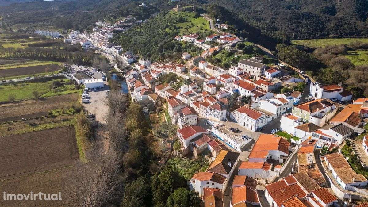 Moradia T2 no Centro Histórico da vila de Aljezur - Grande imagem: 3/13