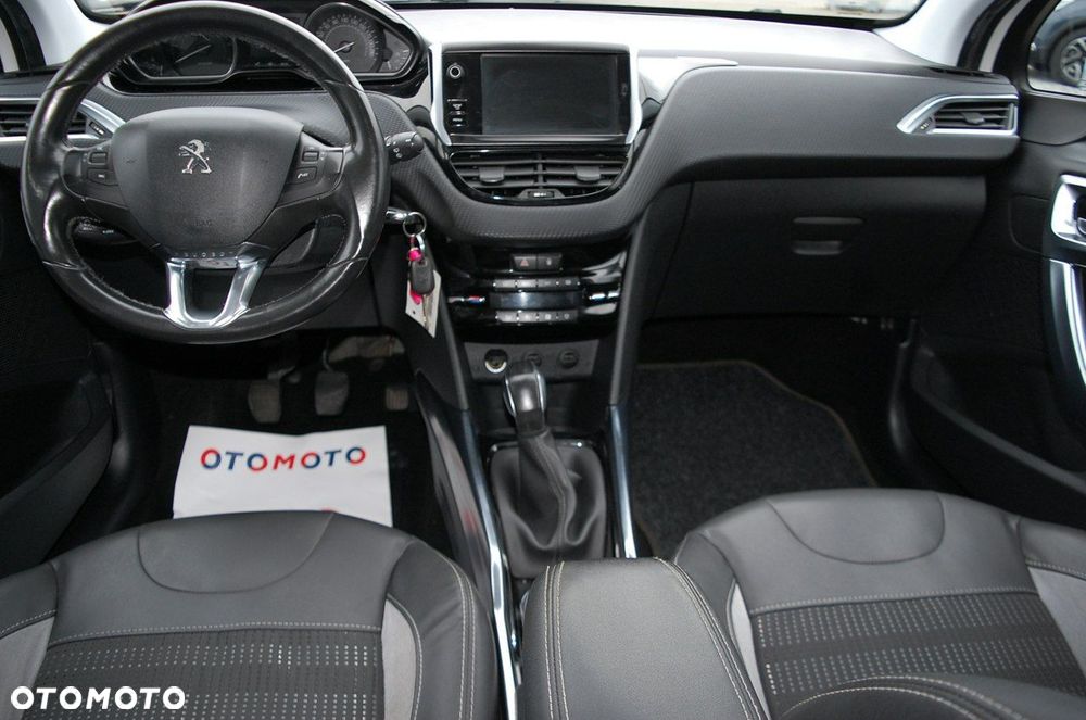Peugeot 2008 - 6