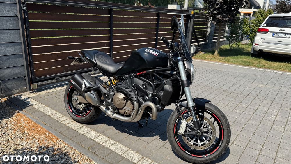 Ducati Monster - 3