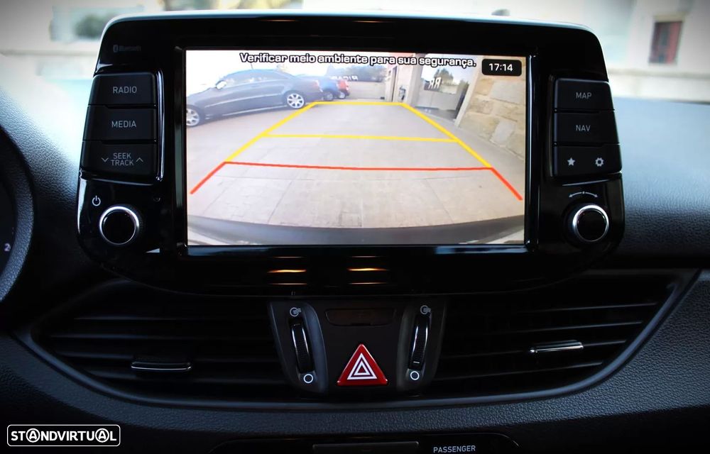 Hyundai i30 Fastback 1.0 T-GDI Style - 23