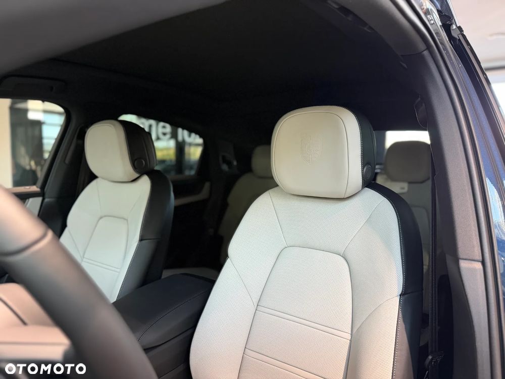 Porsche Cayenne Black Edition - 21