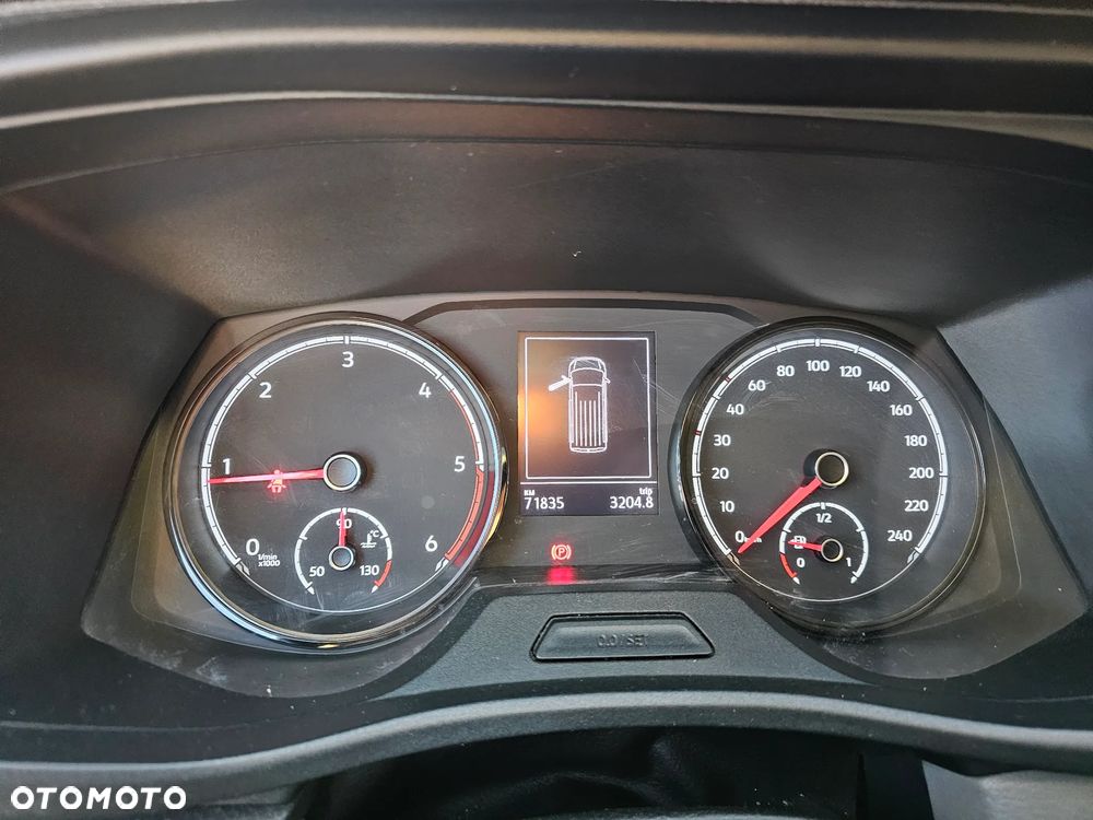 Volkswagen Caravelle 2.0 TDI L2 Trendline - 11