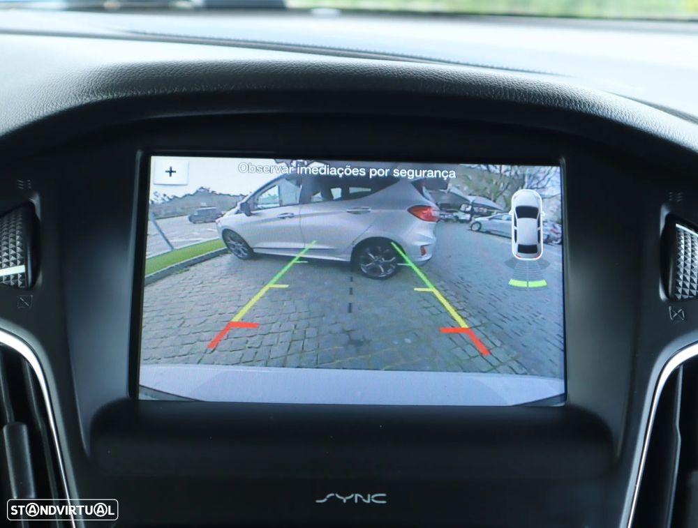 Ford Focus 1.0 EcoBoost Titanium - 47