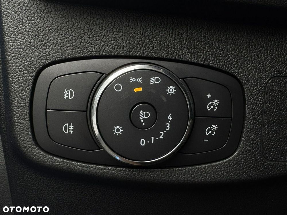 Ford Focus 1.5 EcoBlue STart-Stopp-System ST-LINE X - 25
