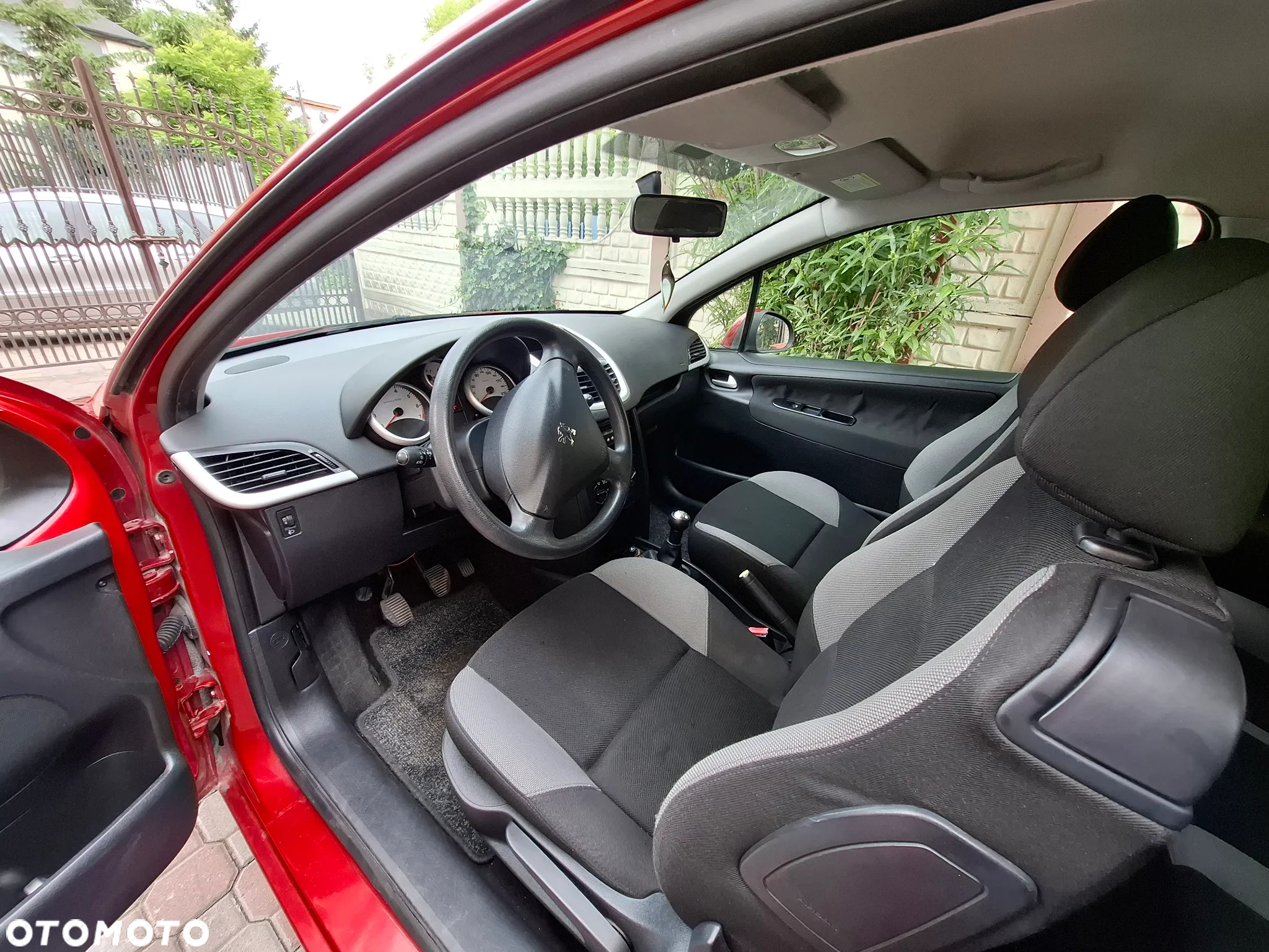 Peugeot 207 - 4