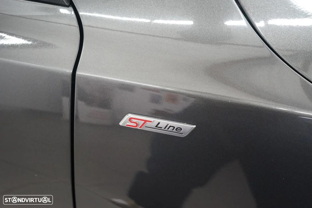 Ford Focus 1.5 TDCi EcoBlue ST-Line - 11
