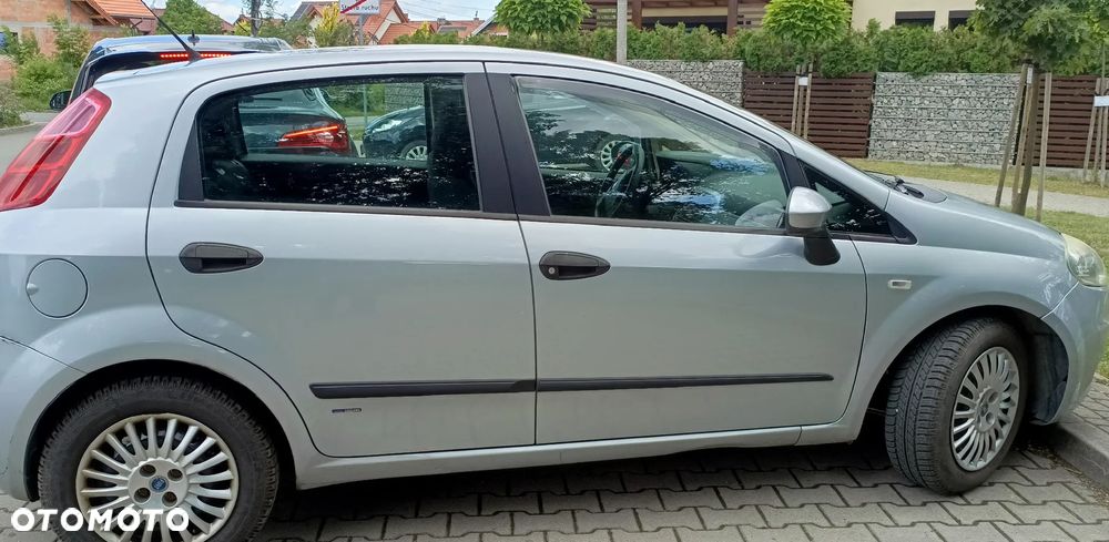 Fiat Grande Punto 1.2 8V Active - 4