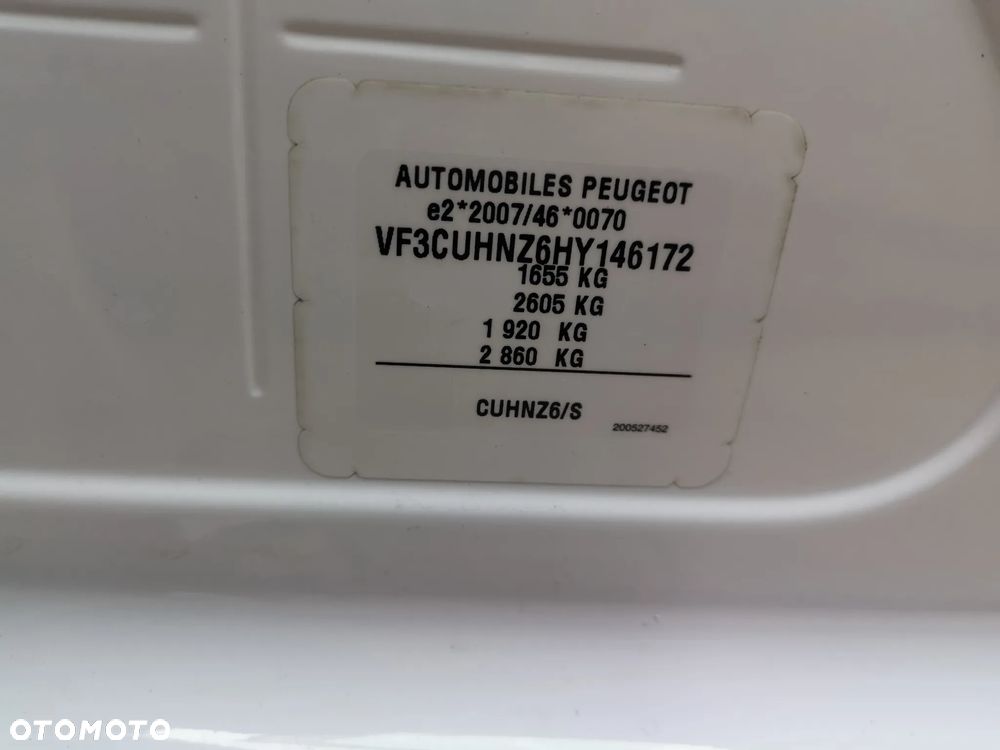 Peugeot 2008 1.2 Pure Tech GPF Active S&S - 19