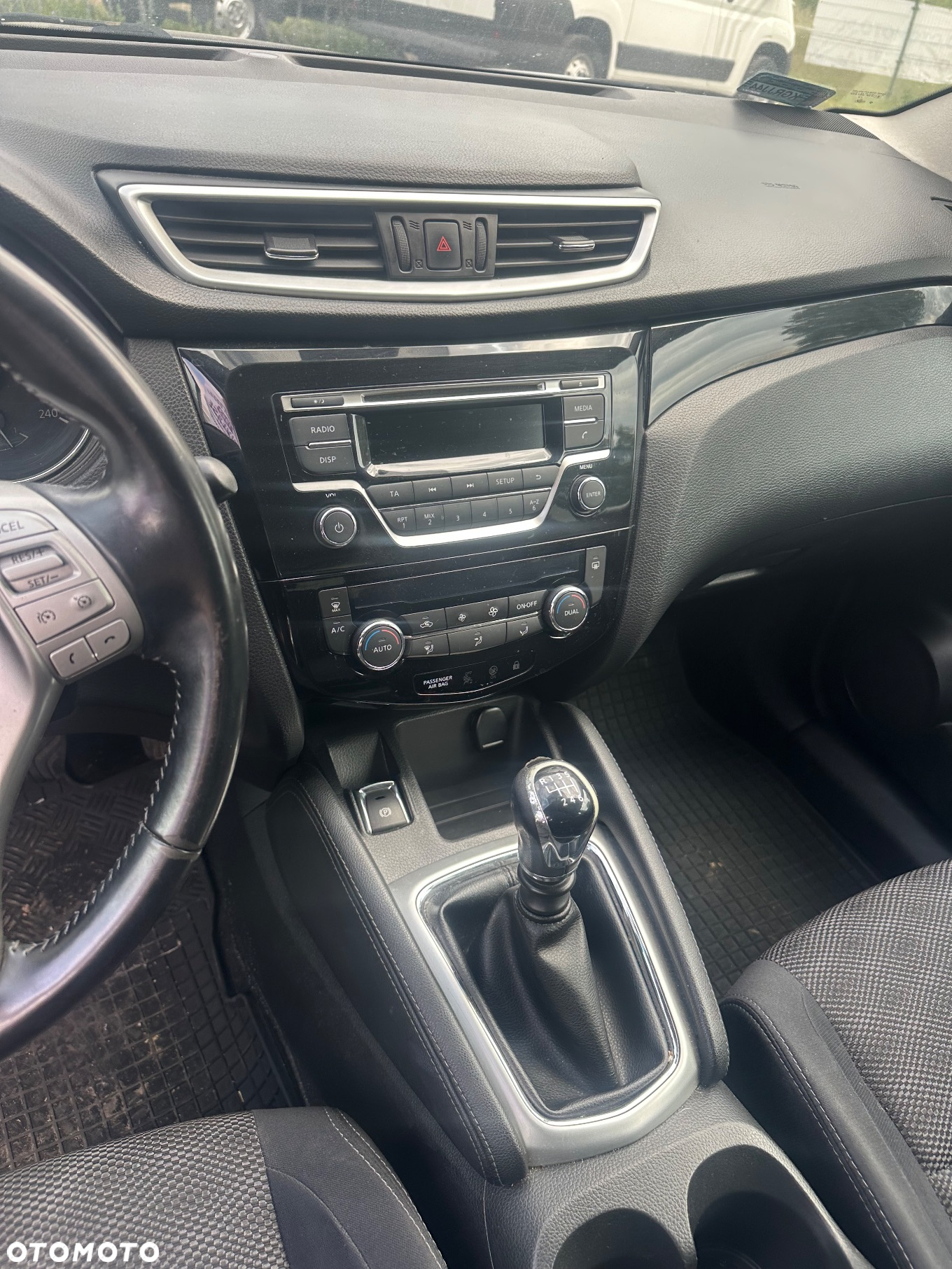 Nissan Qashqai 1.2 DIG-T N-Connecta EU6 - 7