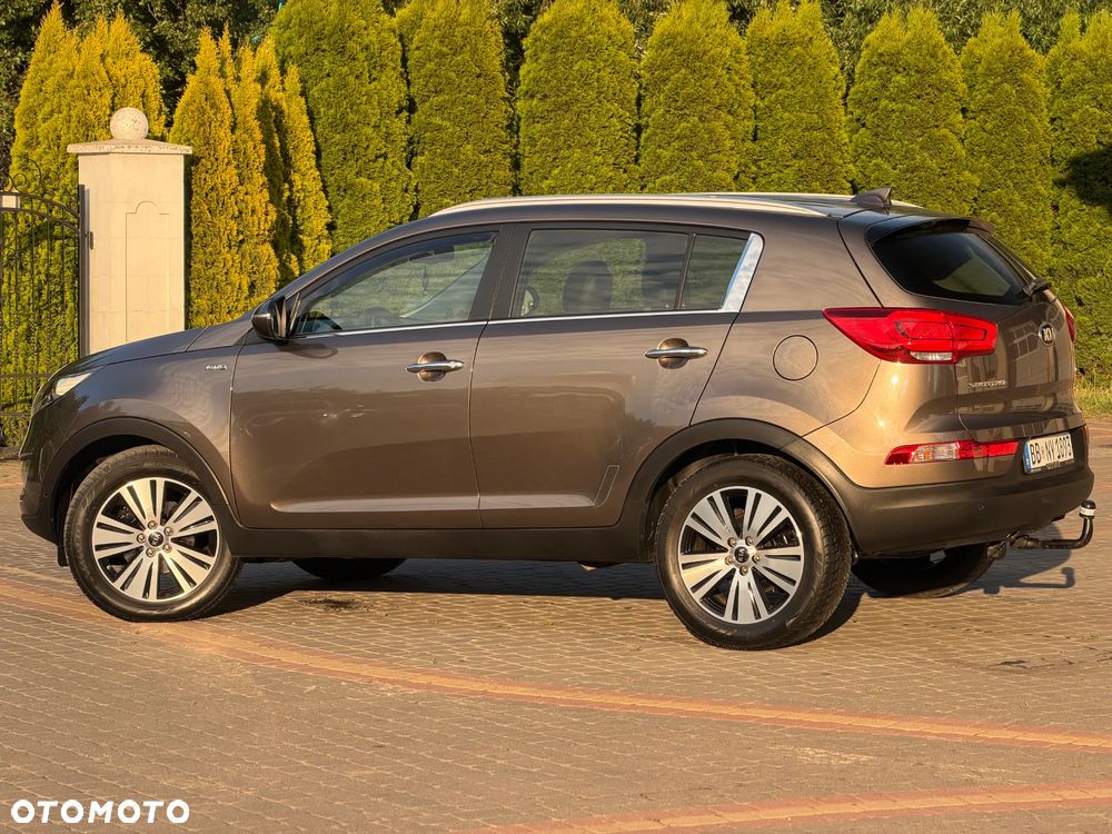 Kia Sportage 2.0 CRDI 4WD Fifa World Cup Edition - 12