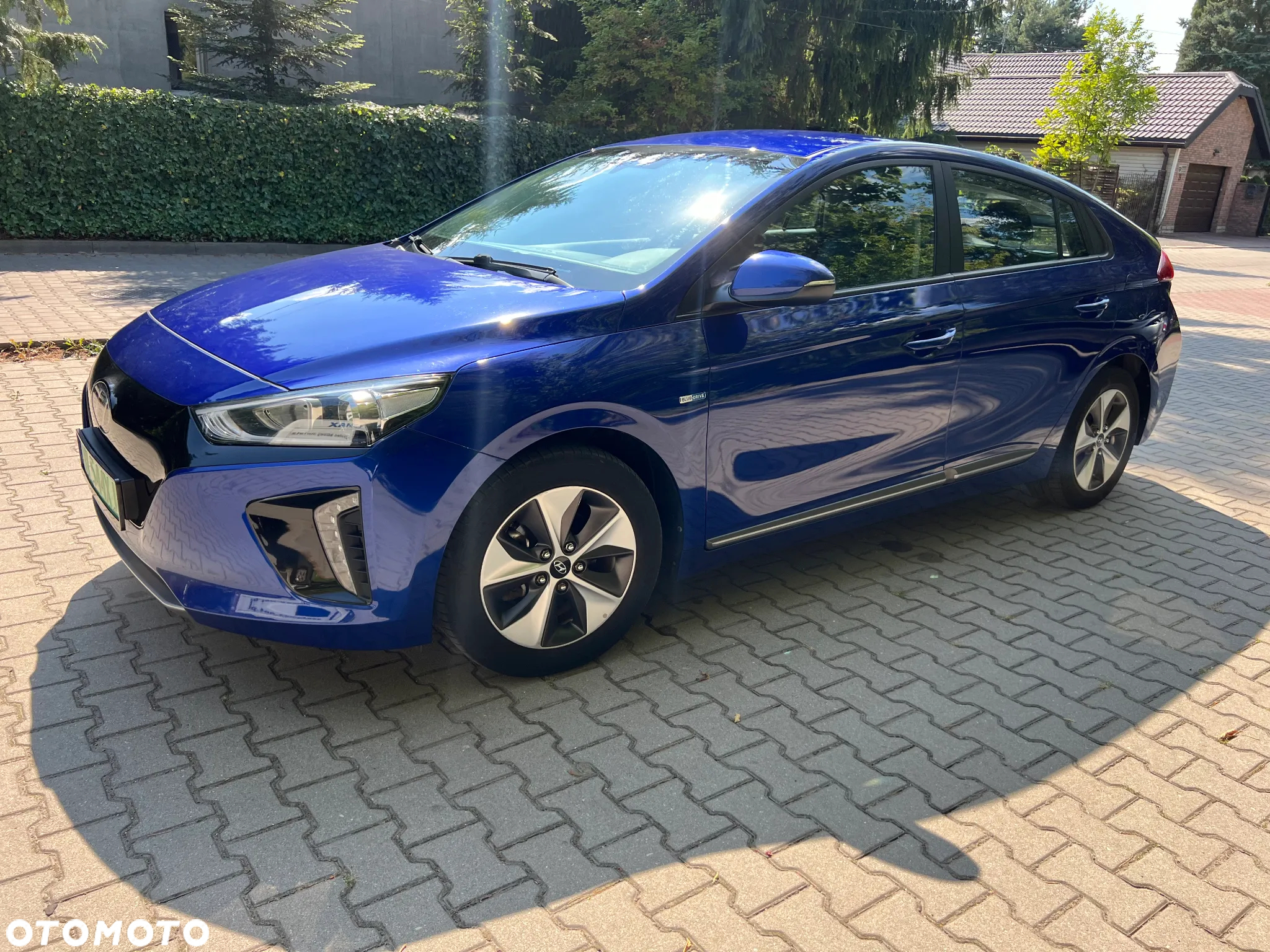 Hyundai IONIQ - 2