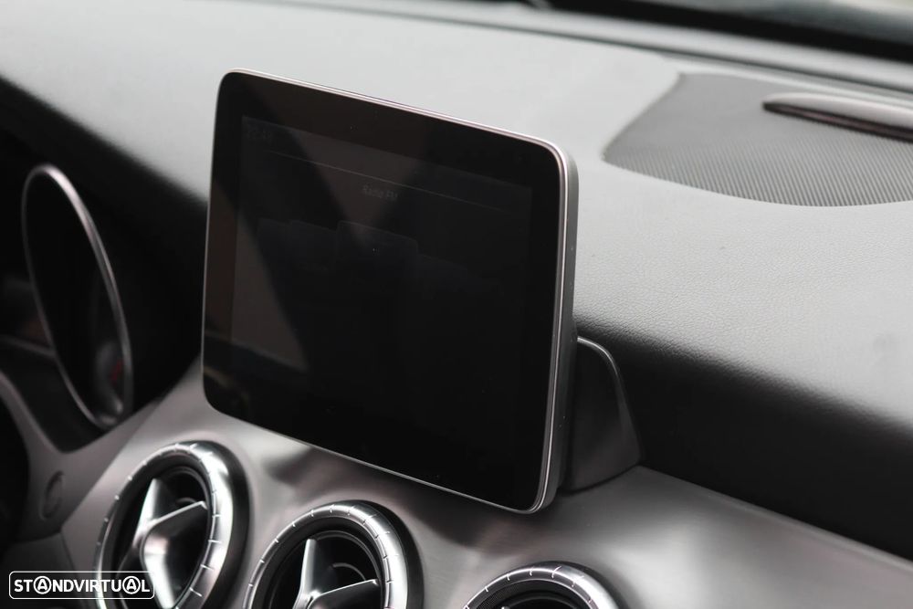 Mercedes-Benz CLA 220 CDI AMG Line Aut. - 19