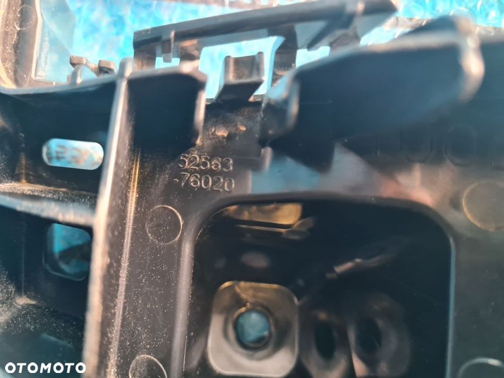 Lexus UX 200 250H Ślizg zderzaka lewy tył tylny - 5