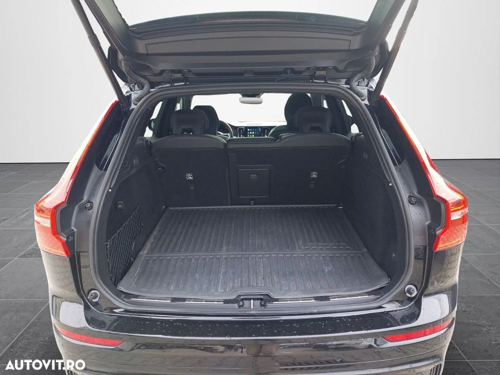 Volvo XC 60 T8 Twin Engine AWD R-Design - 23