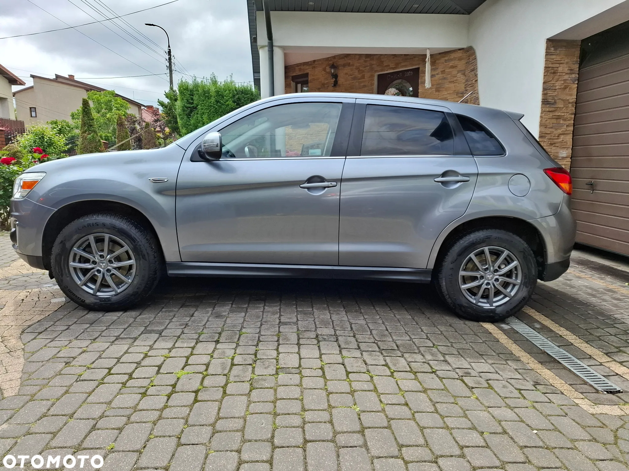 Mitsubishi ASX - 4