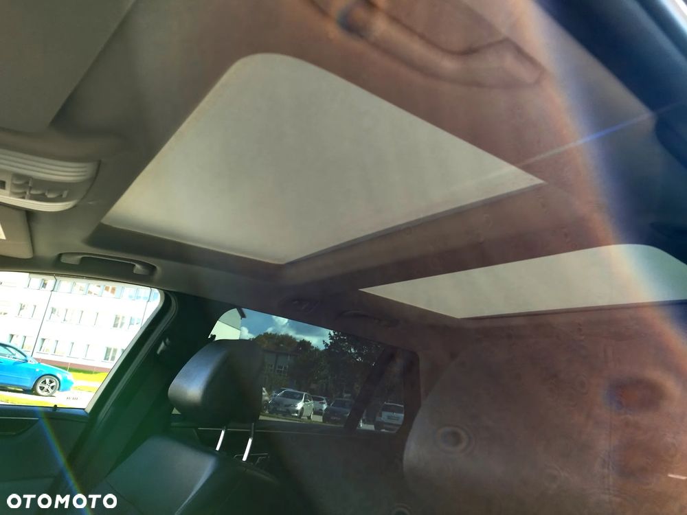Mercedes-Benz Klasa E 200 CGI BlueEffICIENCY Avantgarde - 21