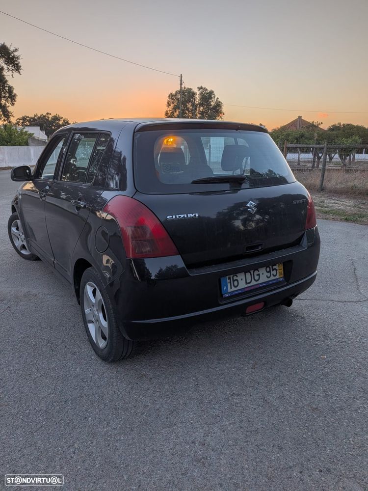 Suzuki Swift 1.3 DDiS GLX - 7