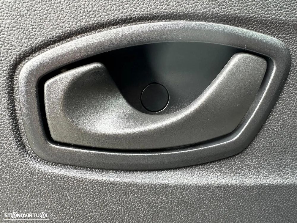 Renault Trafic 2.0 Blue dCi L2 Grand SpaceClass — fotografia 24