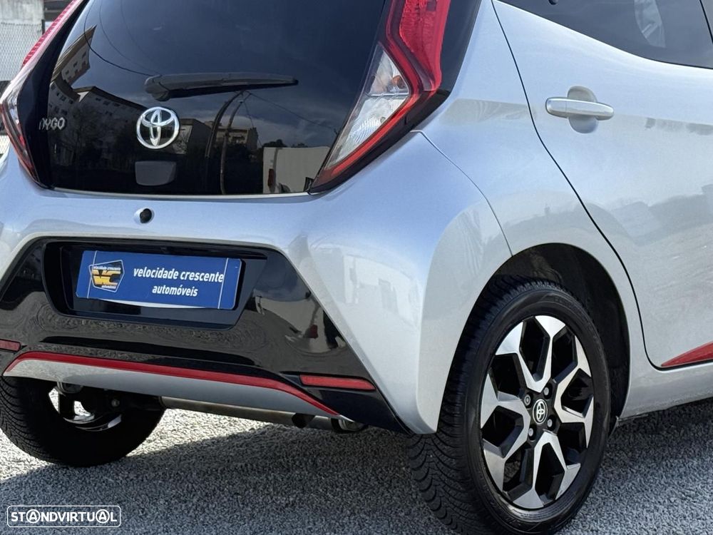 Toyota Aygo 1.0 X-Play+X-Touch - 10
