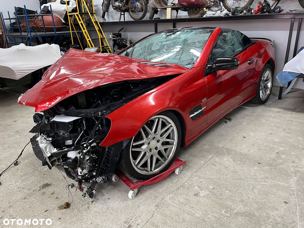 Mercedes-Benz SL - 1