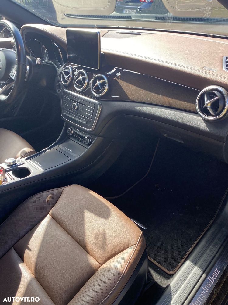 Mercedes-Benz CLA 200 d 4MATIC Aut. - 2