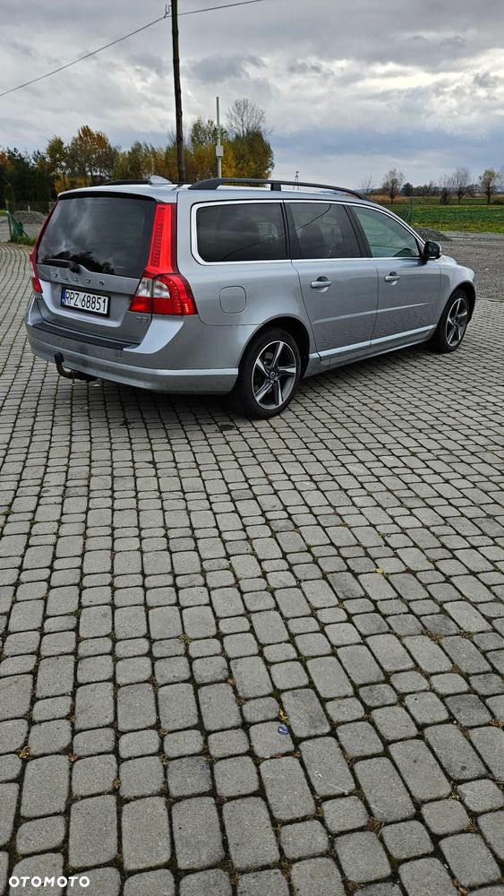 Volvo V70 D3 Momentum - 3