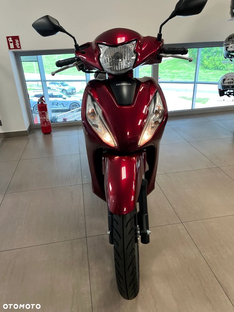 Honda Vision - 7