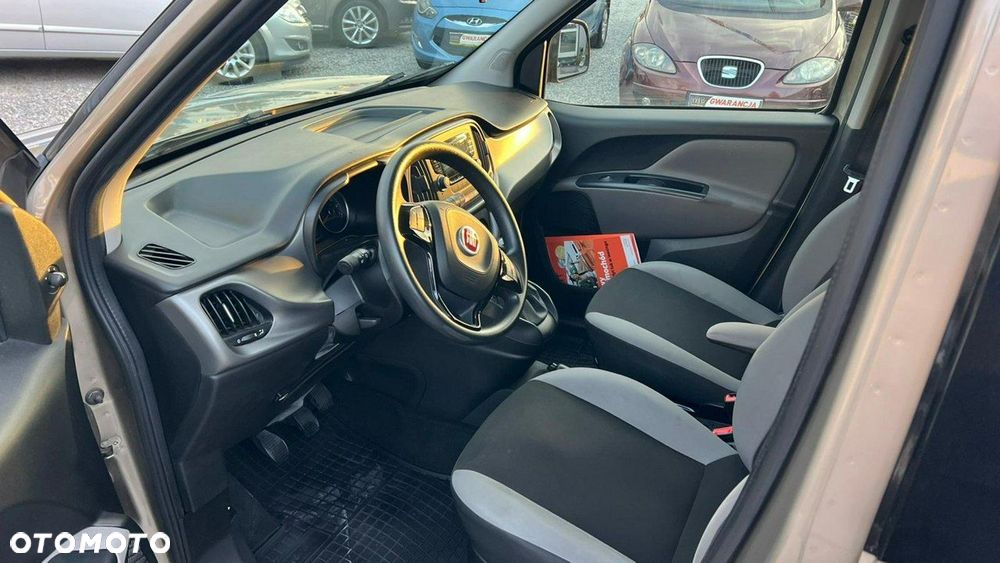 Fiat Doblo - 32