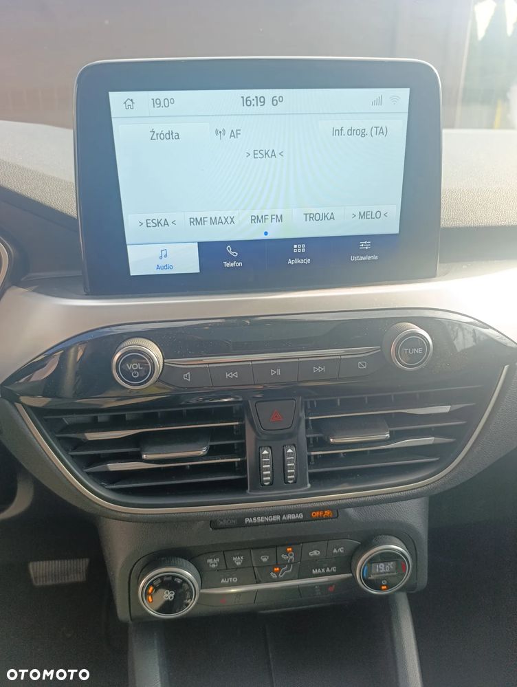 Ford Kuga 1.5 EcoBoost SOUND EDITION - 22