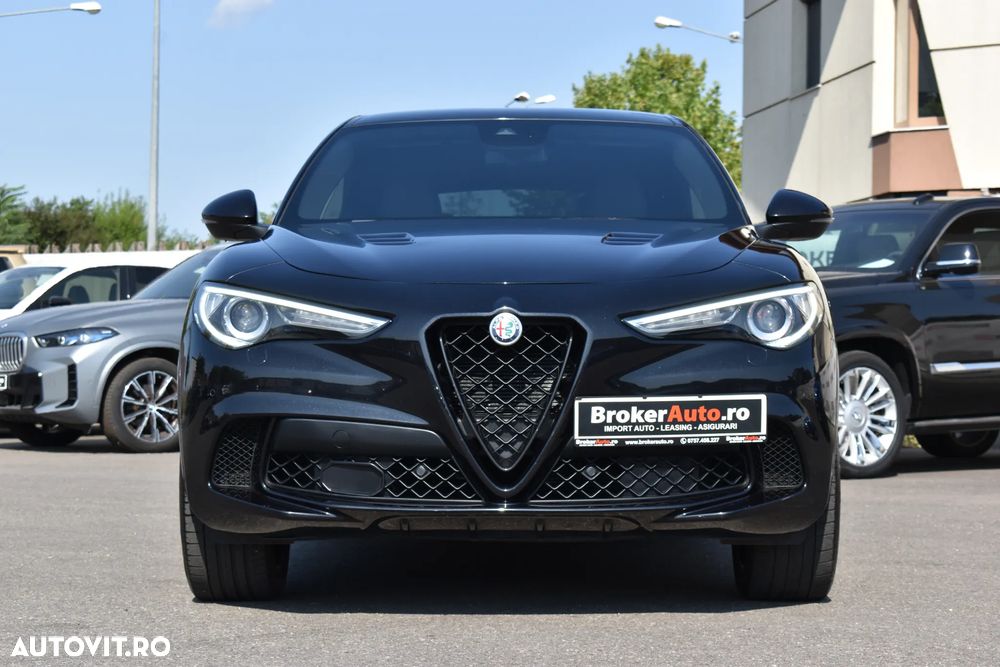 Alfa Romeo Stelvio V6 2.9 Bi-Turbo AT8-Q4 Quadrifoglio