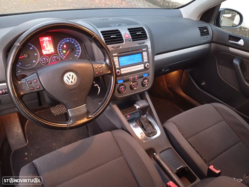 VW Golf 1.9 TDi Trendline Pack DSG 7V - 10