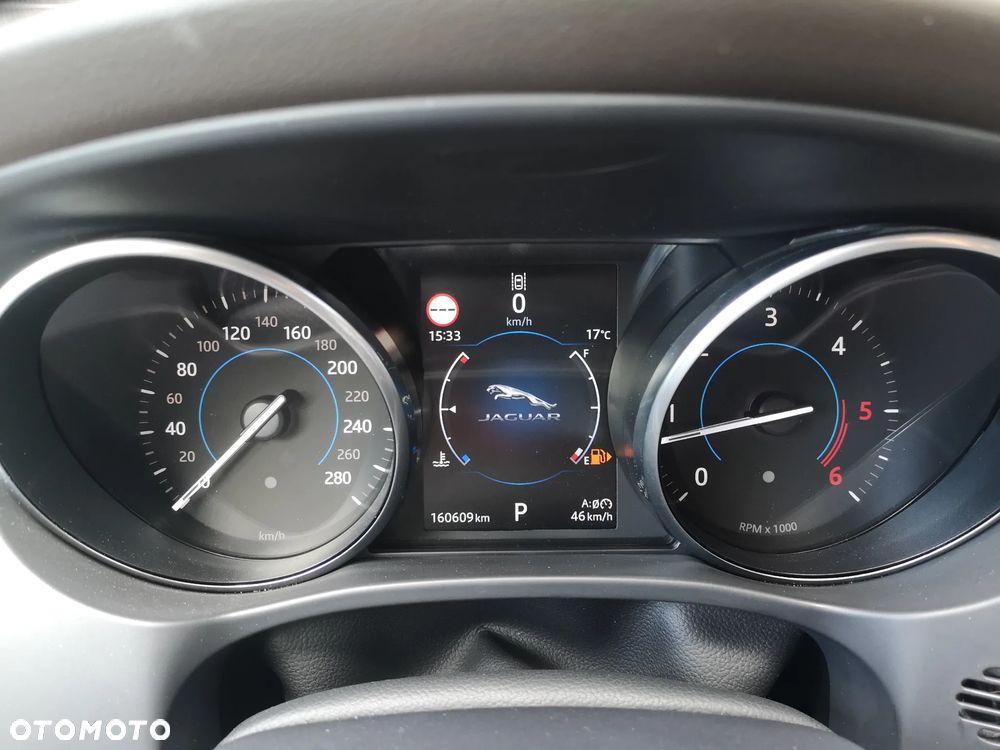 Jaguar F-Pace 20d AWD Prestige - 16