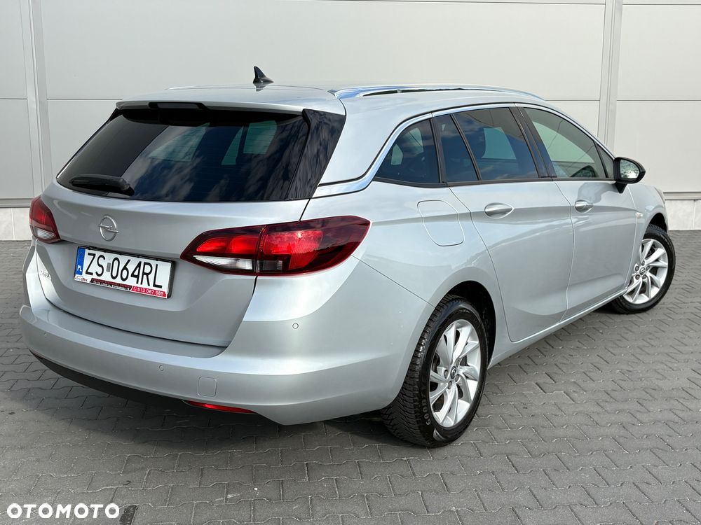 Opel Astra 1.2 T Edition S&S - 9