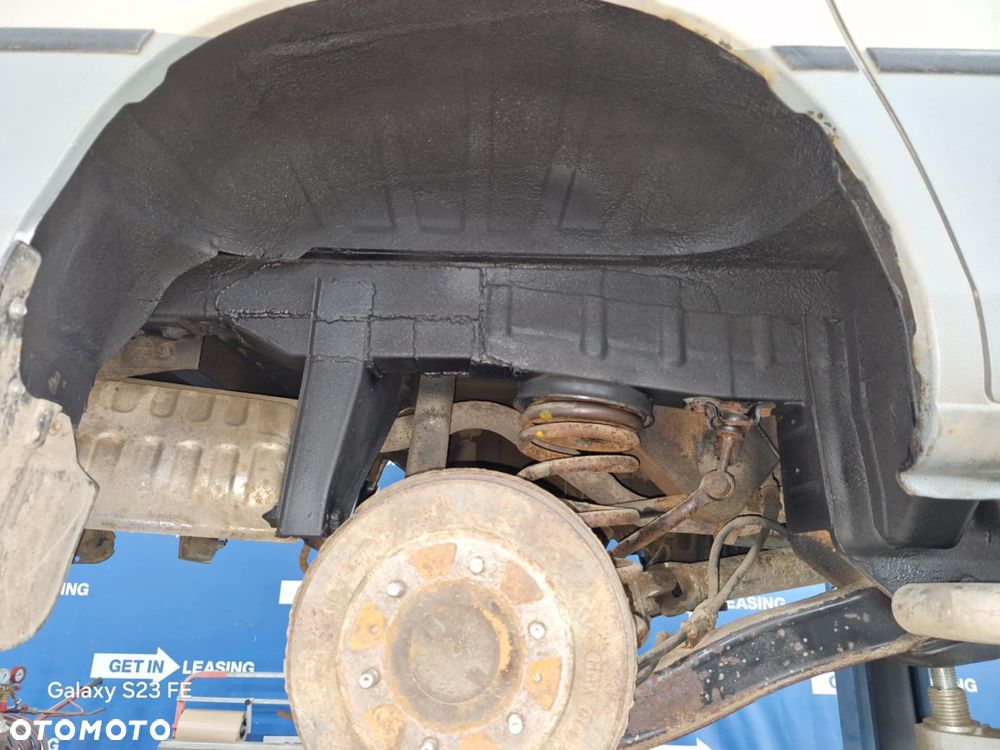 Hyundai H-1 Starex - 35