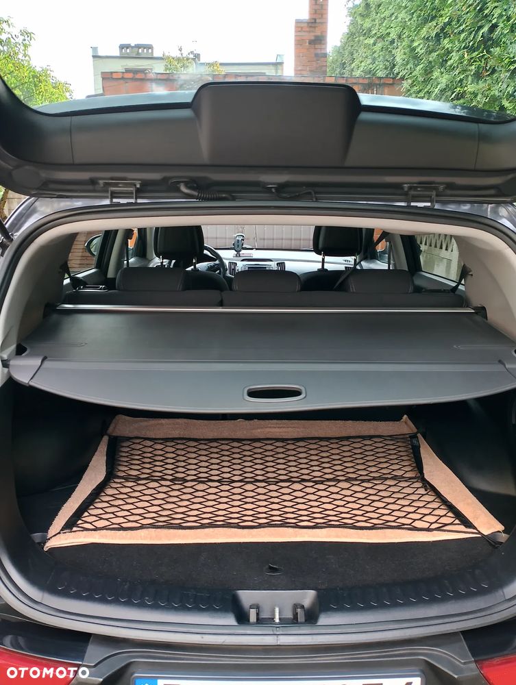 Kia Sportage 1.7 CRDI 2WD Attract - 12