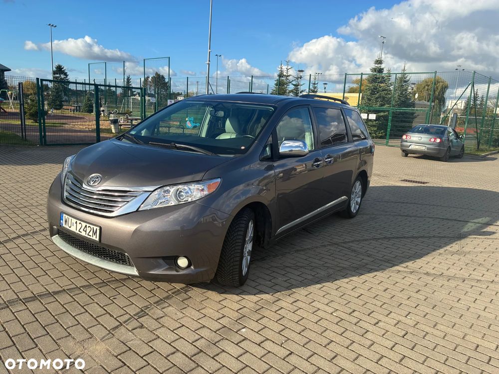 Toyota Sienna