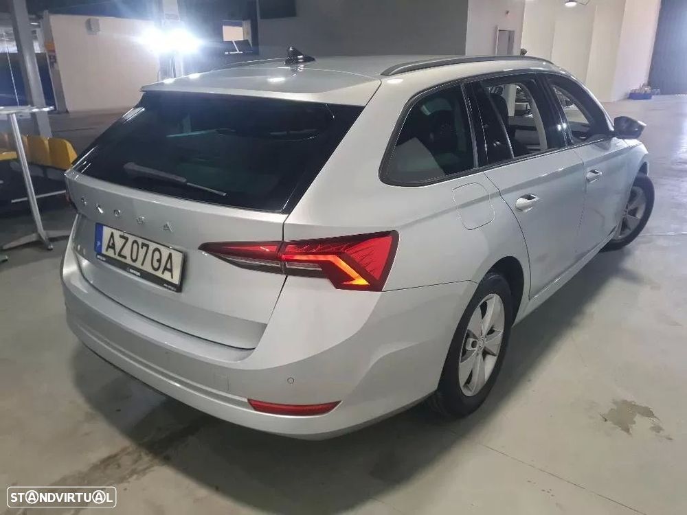 Skoda Octavia Break 2.0 TDI Ambition - 5