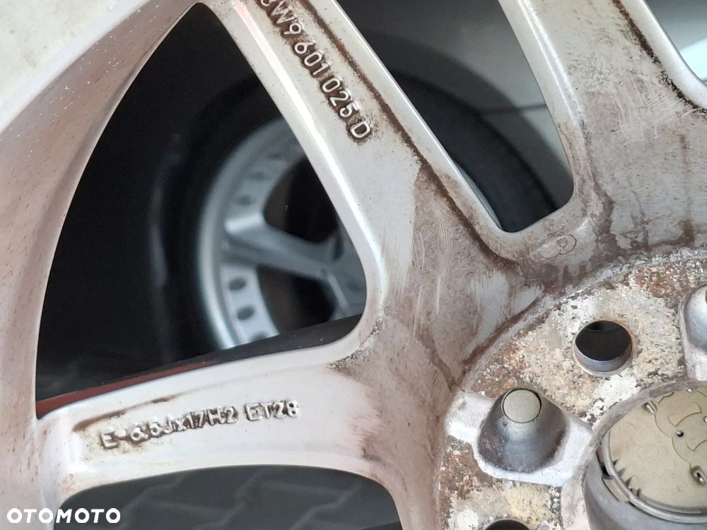 Felgi koła opony aluminiowe audi 225/55 /17  5×112 - 10