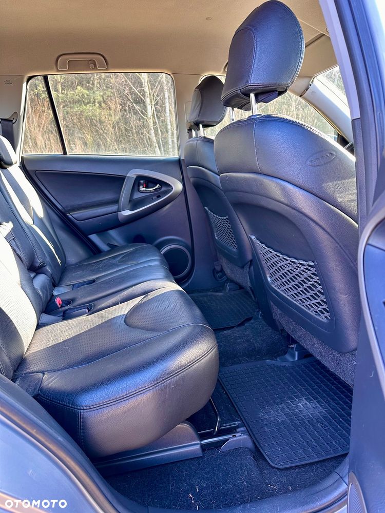 Toyota RAV4 2.2 D-4D Luna - 8