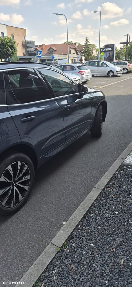 Volvo XC 60 B5 B AWD Geartronic Inscription - 4