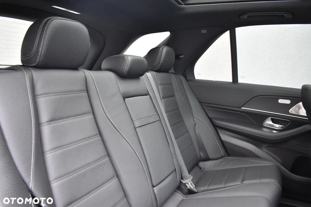 Mercedes-Benz GLE - 17