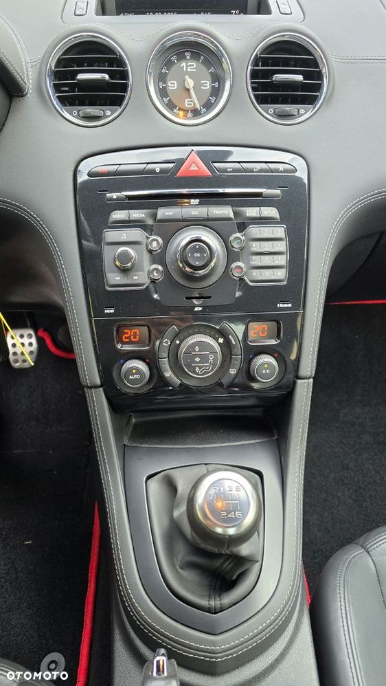 Peugeot RCZ 2.0 HDi FAP 160 GT-Line - 31