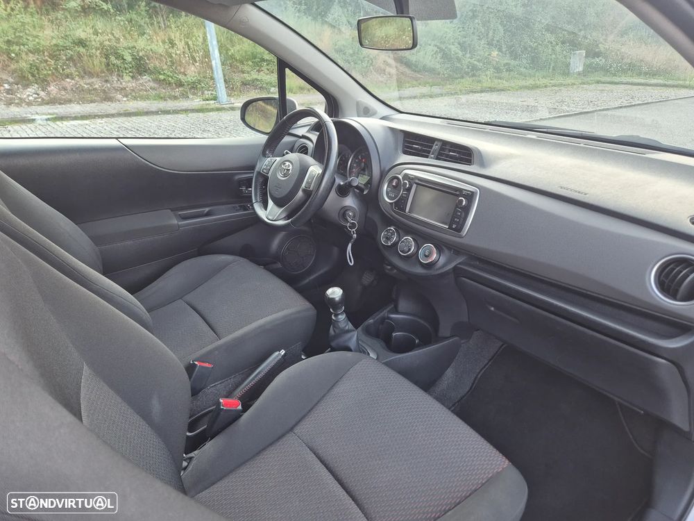 Toyota Yaris 1.4 D-4D ACtive+AC 99g - 12