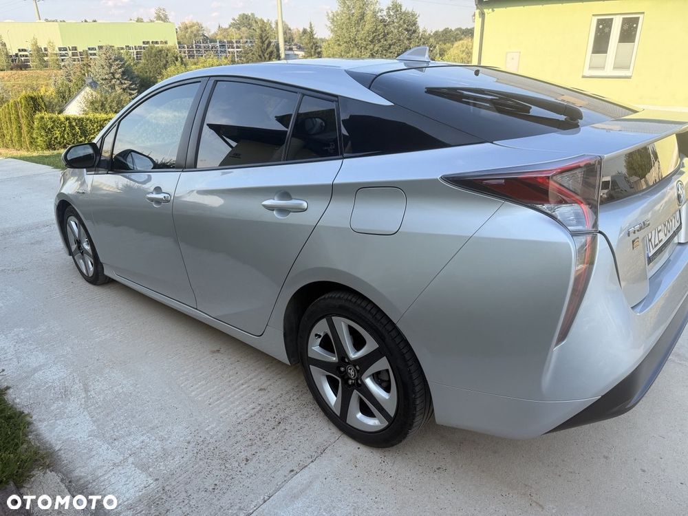 Toyota Prius 1.8 Hybrid Prestige - 5